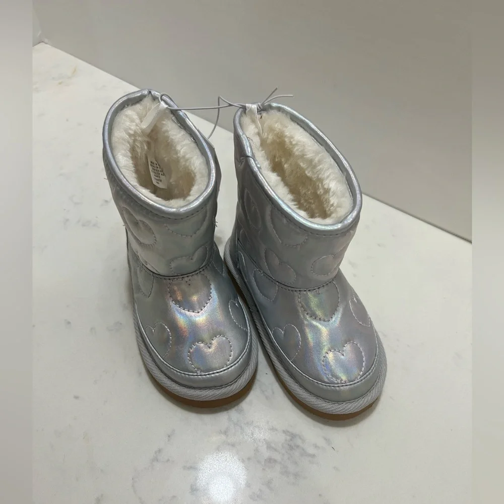 Old Navy Silver Iridescent Heart Boots